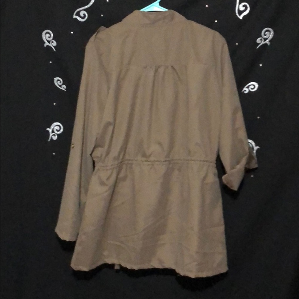 light weight jacket - Picture 2 of 3